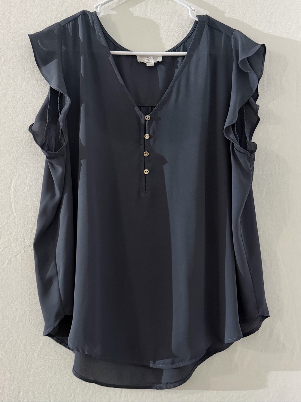 LOFT Outlet Women’s Gray Ruffle Sleeve V-Neck Blouse Top XL Workwear Old Money